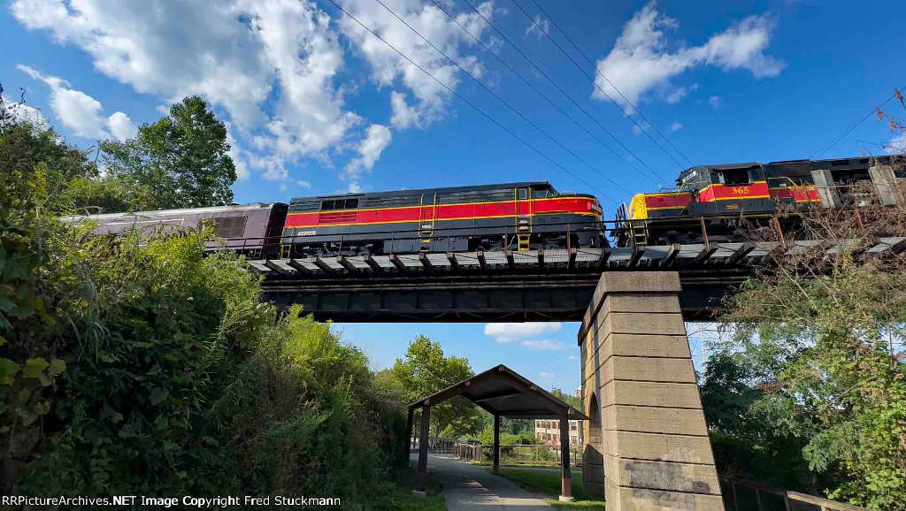 CVSR 6773 deadheads north on train 16.